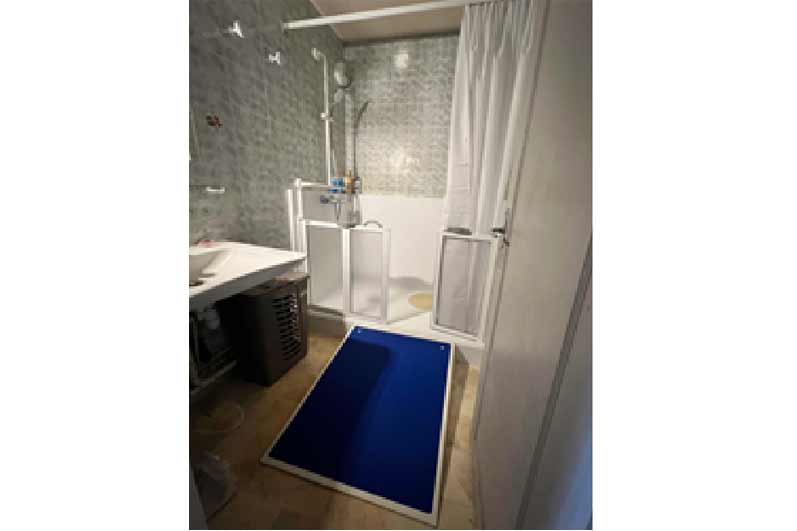 Rampe salle de bain PMR et handicap – Image 3